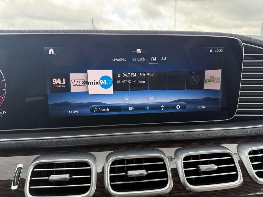 Used 2025 Mercedes-Benz GLE 450e 4MATIC image 20