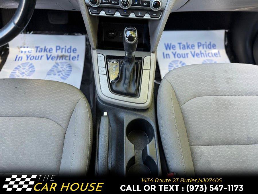 Used 2019 Hyundai Elantra Value Edition FWD image 30