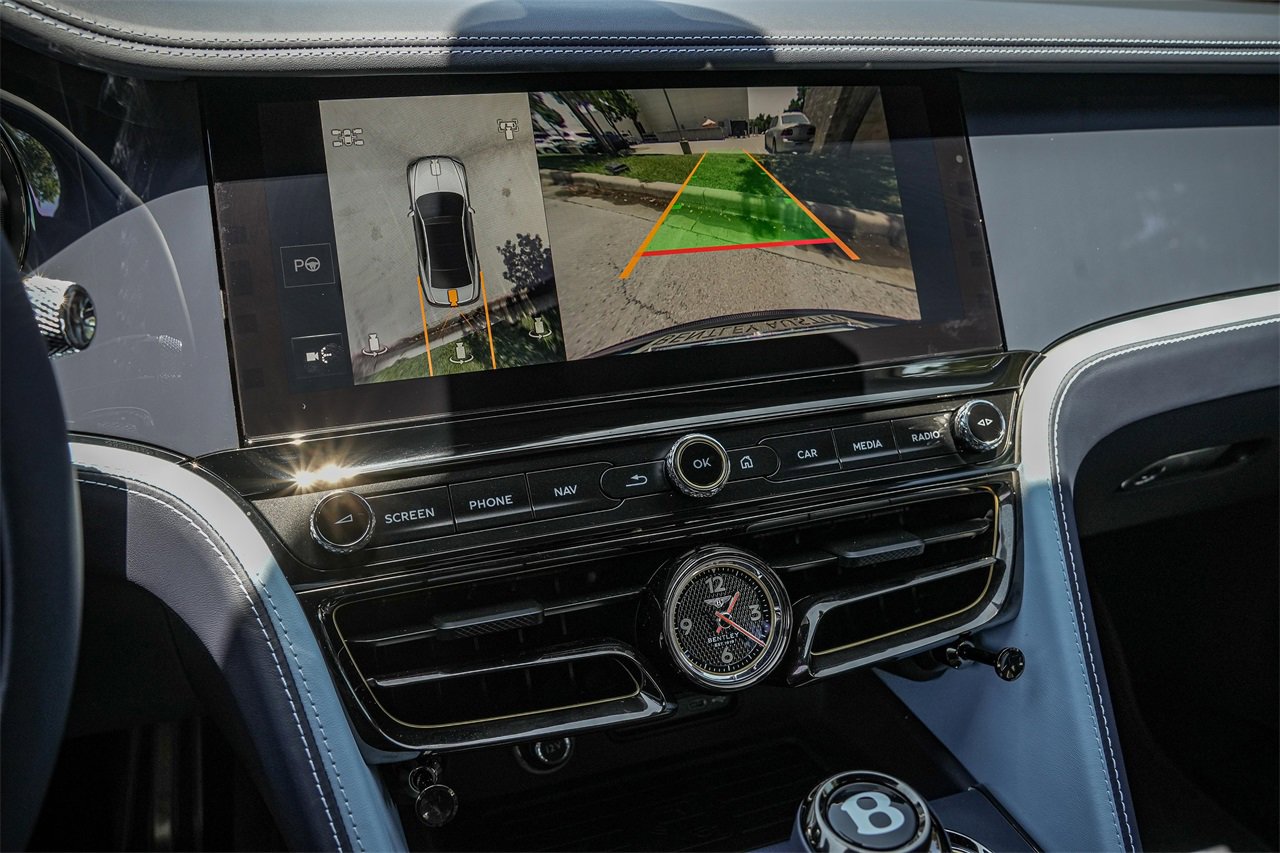 New 2025 Bentley Flying Spur Plug-In Hybrid image 28