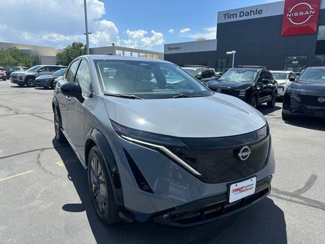 Used 2024 Nissan Ariya AWD image 3