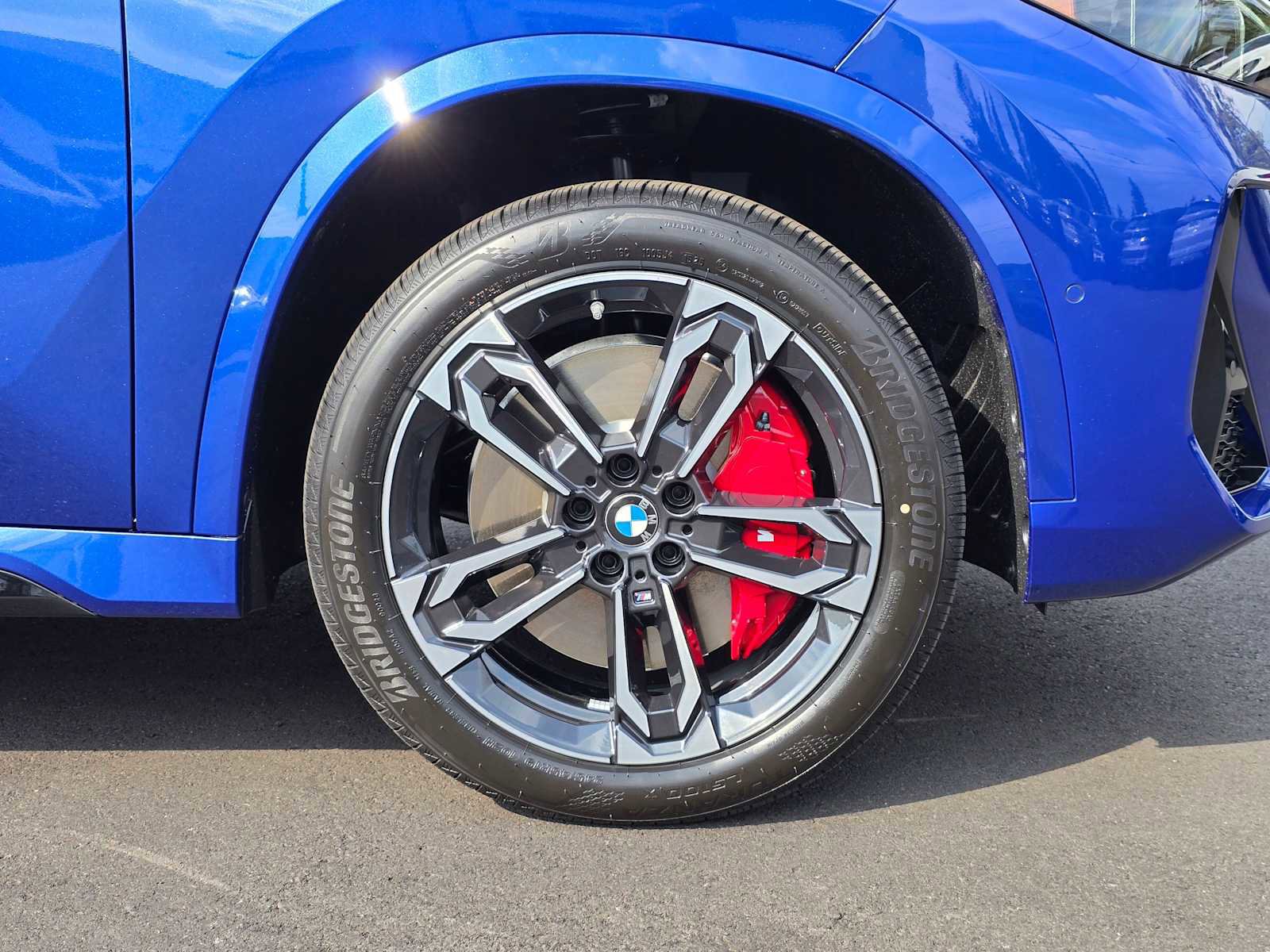 Used 2025 BMW X1 xDrive28i w/ Premium Package image 9