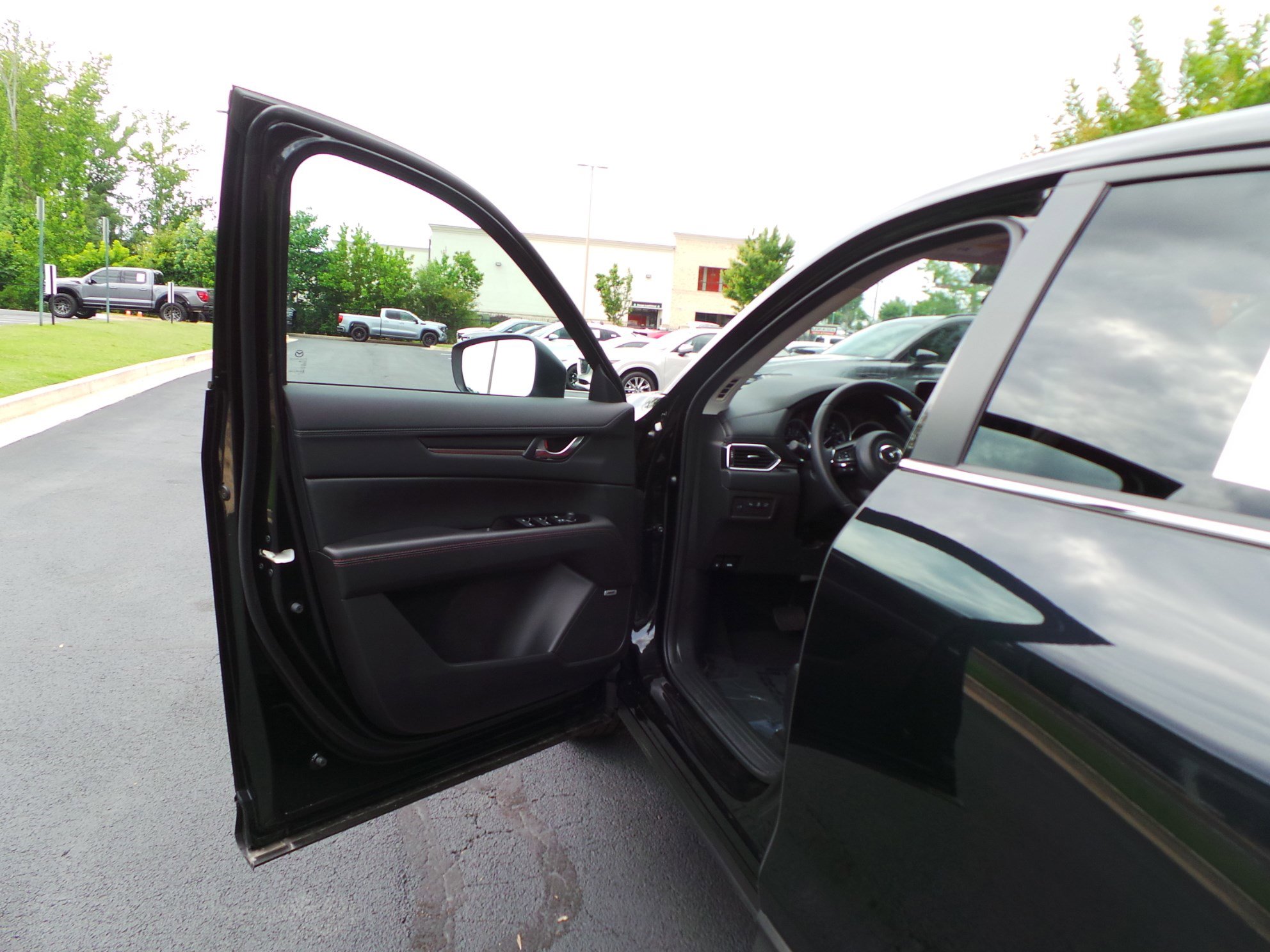 Certified 2025 MAZDA CX-5 Carbon Edition AWD/4WD image 25
