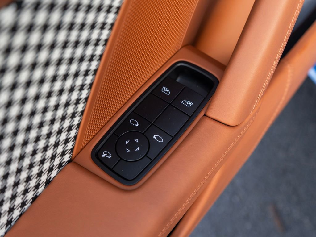 Certified 2023 Porsche 911 Sport Classic image 32