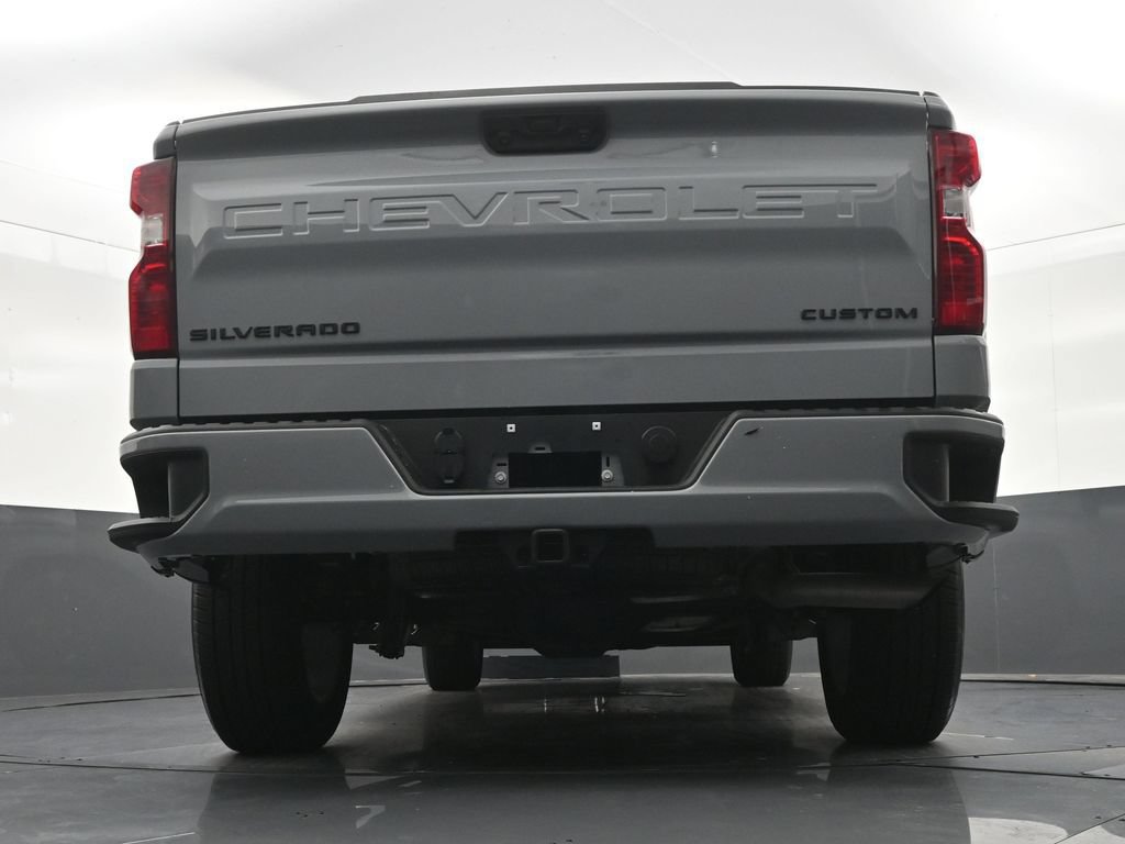 Used 2025 Chevrolet Silverado 1500 Custom RWD image 26