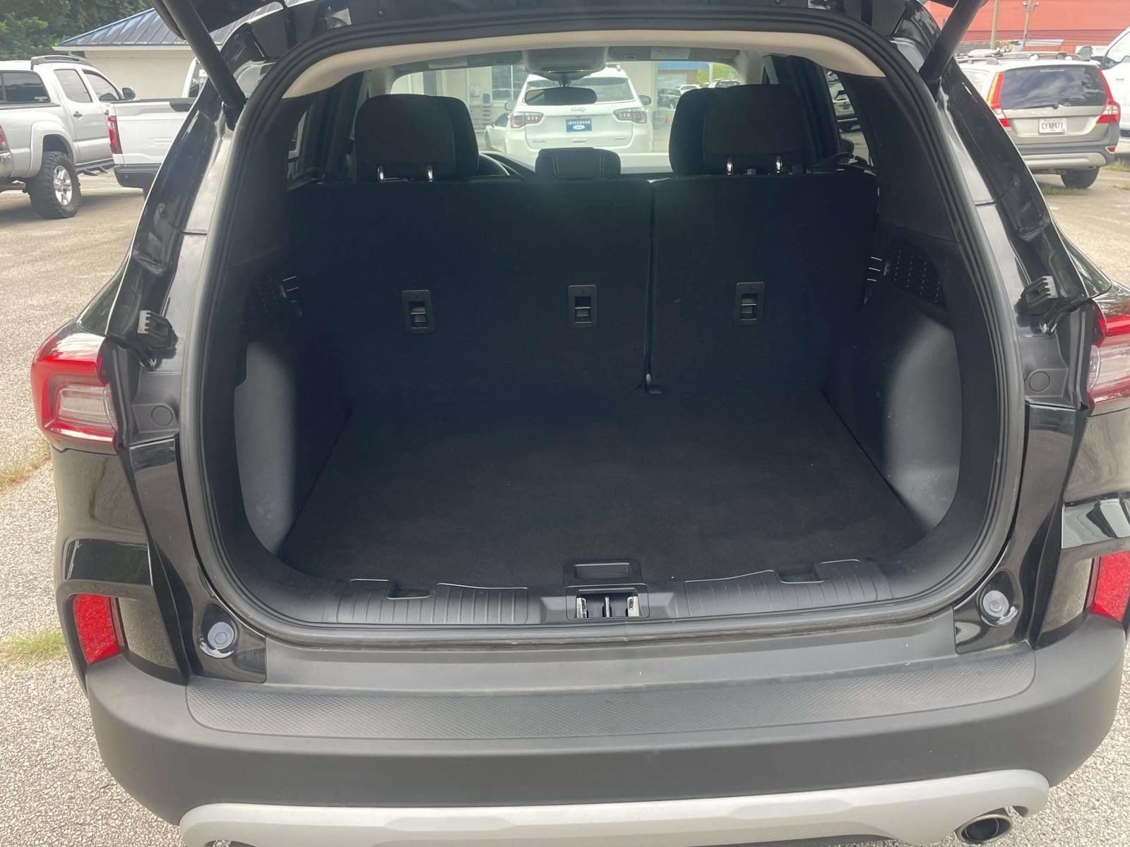 Used 2025 Ford Escape Active FWD image 5