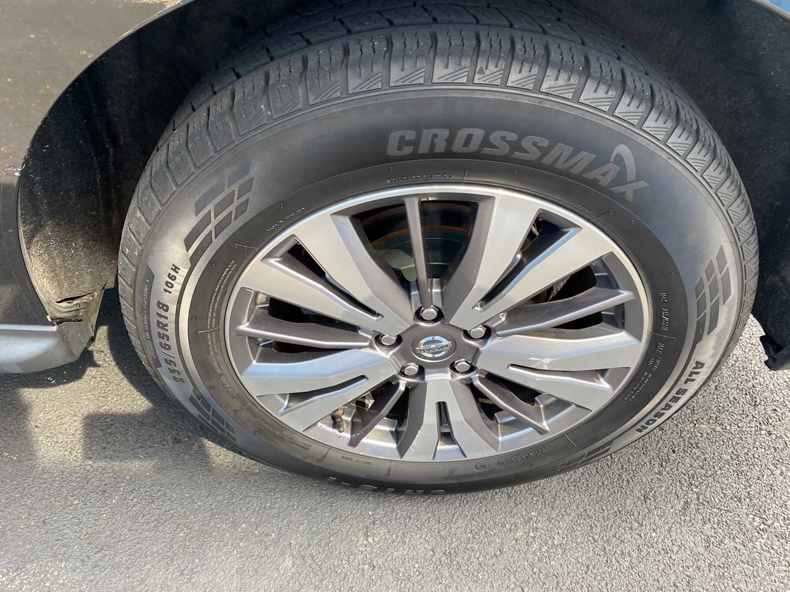 Used 2019 Nissan Pathfinder SL image 43