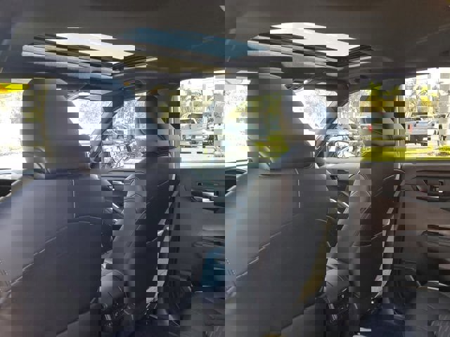 Used 2023 Toyota Highlander XSE image 11