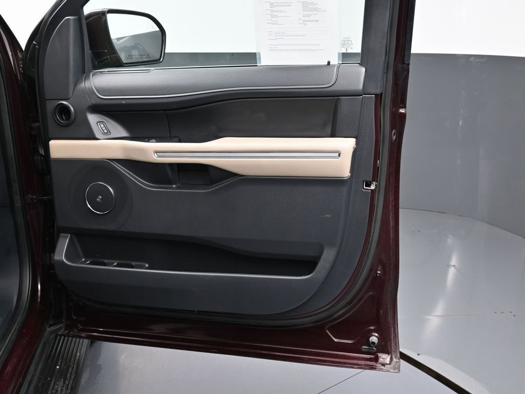 Used 2024 Ford Expedition Max Limited image 38