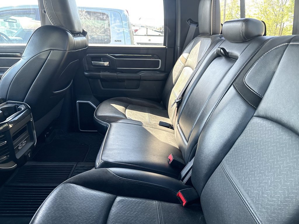 Used 2020 RAM 2500 Laramie w/ Night Edition AWD/4WD image 11