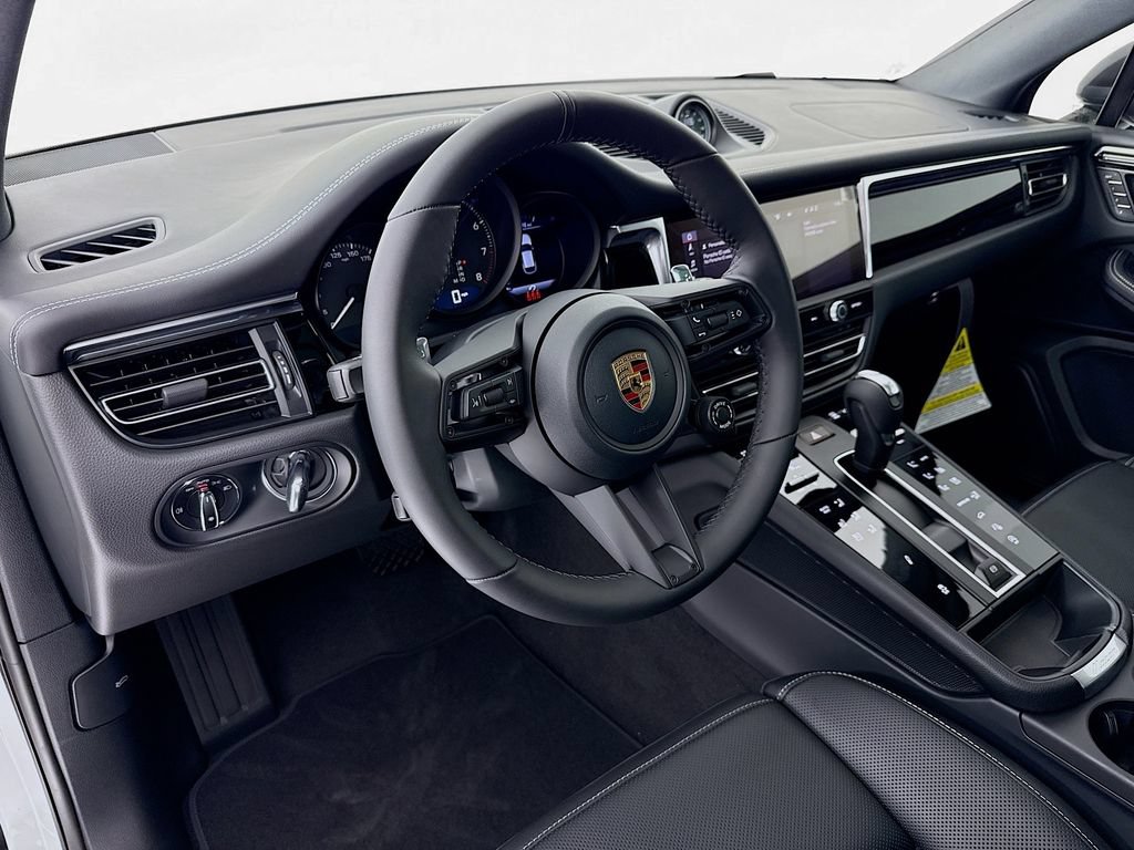 New 2026 Porsche Macan Turbo AWD/4WD image 4