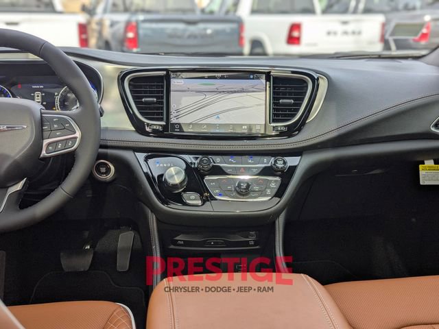 New 2026 Chrysler Pacifica Pinnacle w/ Trailer Tow Group image 15