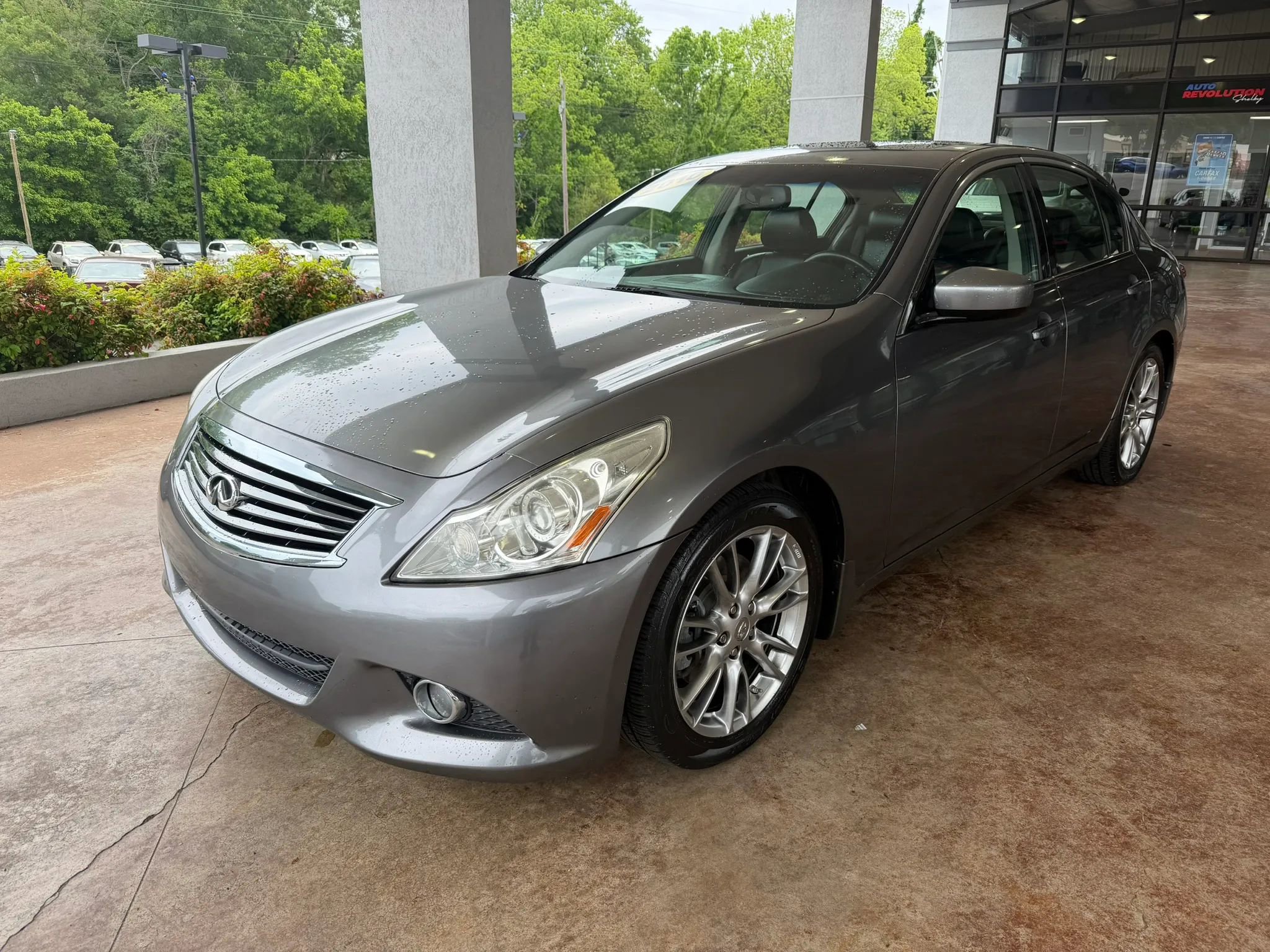 Used 2010 INFINITI G37 Journey w/ Premium Pkg RWD image 3