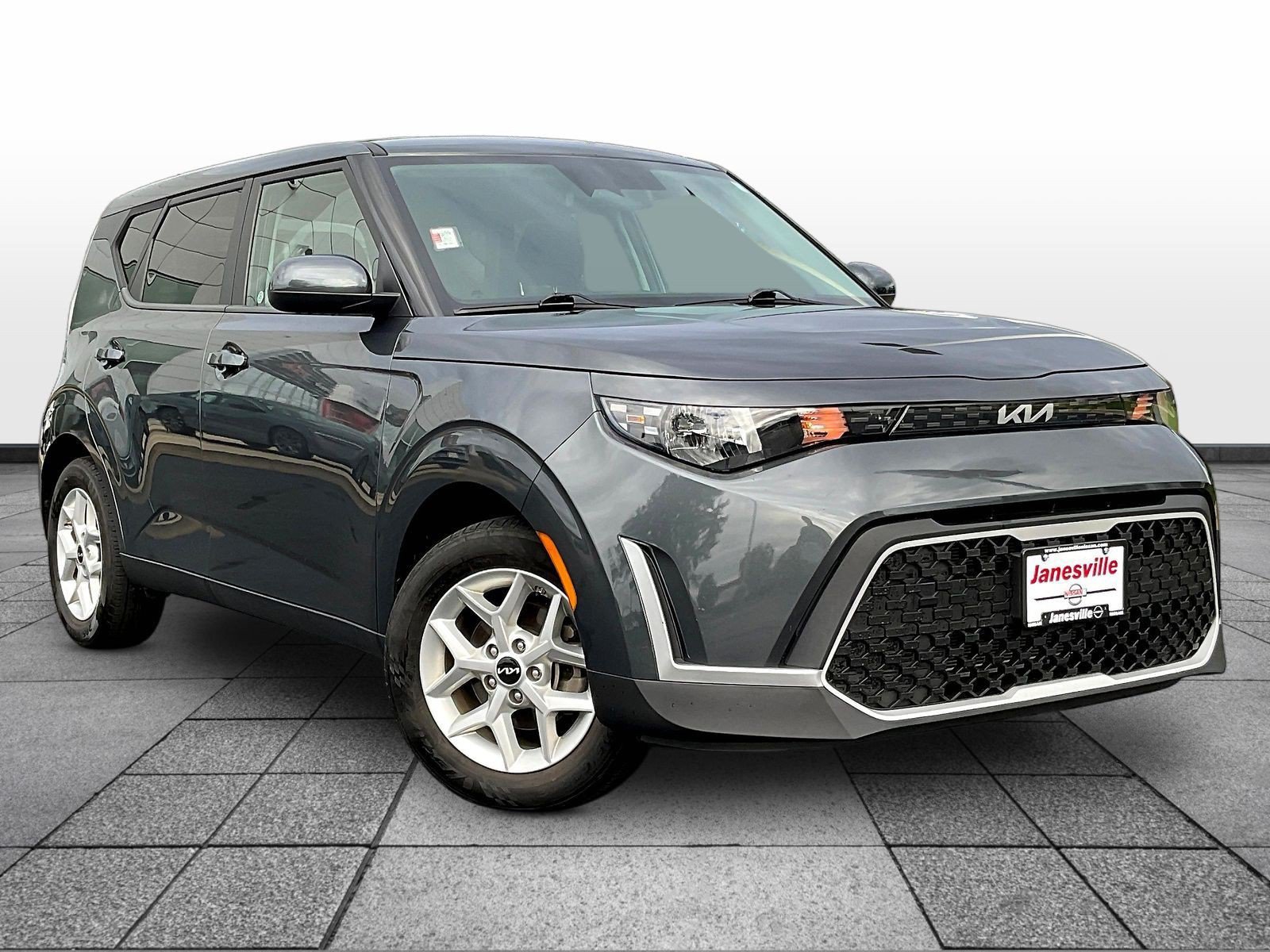 Used 2024 Kia Soul LX w/ Option Group 015