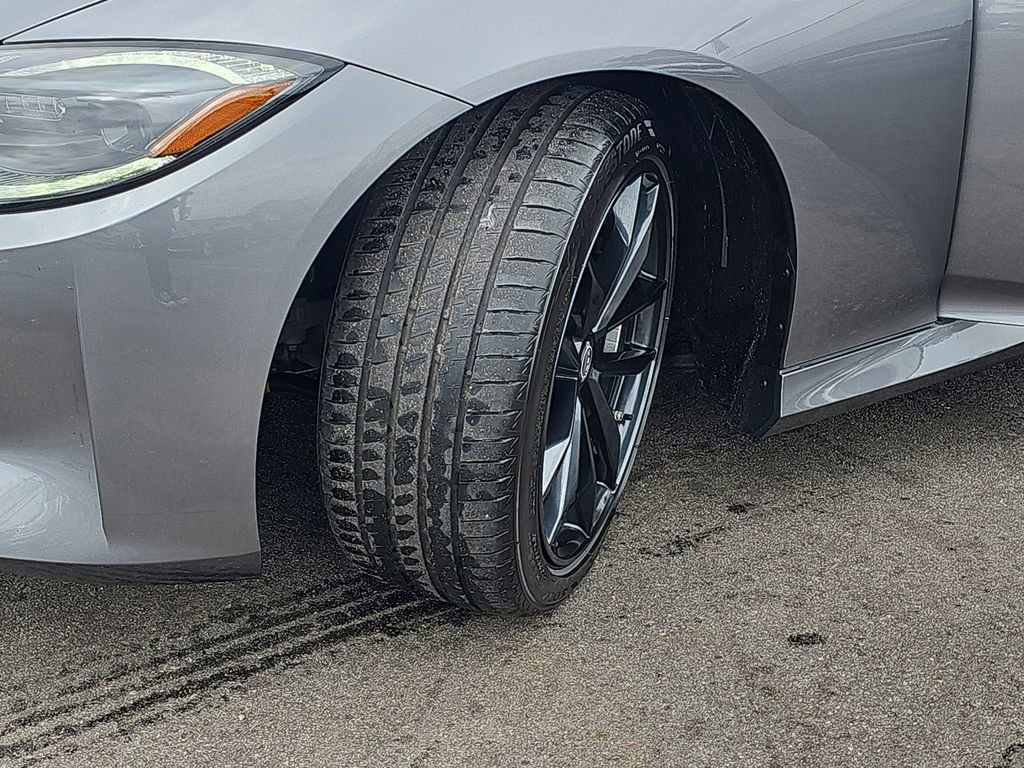 Used 2025 Nissan Z Performance w/ Floor Mat Package RWD image 33