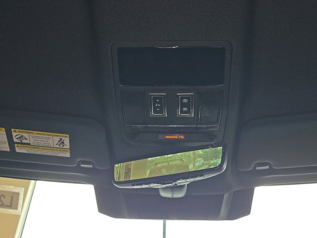New 2026 Land Rover Defender 110 S AWD/4WD image 22