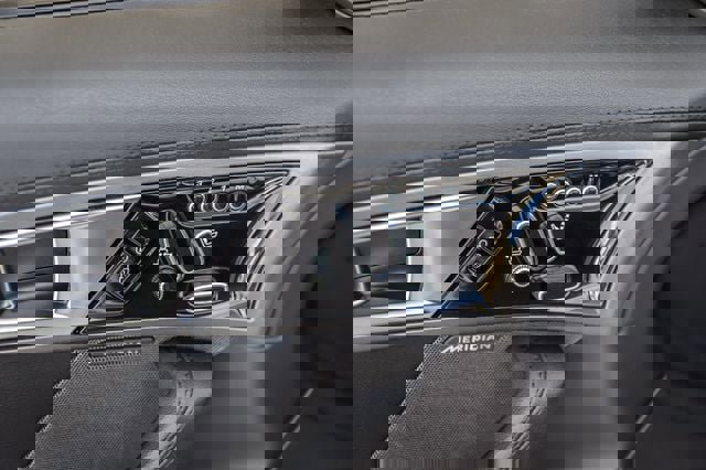 Used 2014 Jaguar F-TYPE Convertible image 50