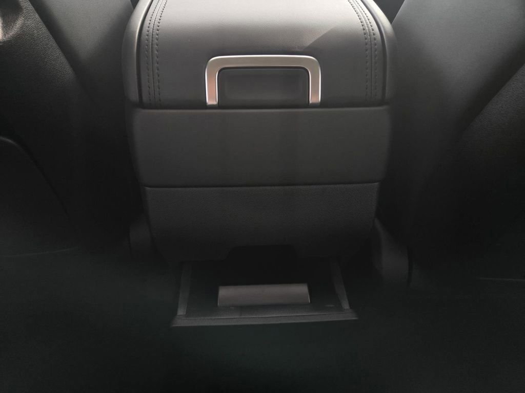 New 2025 Hyundai Santa Fe XRT w/ Tow & Go Package AWD/4WD image 18