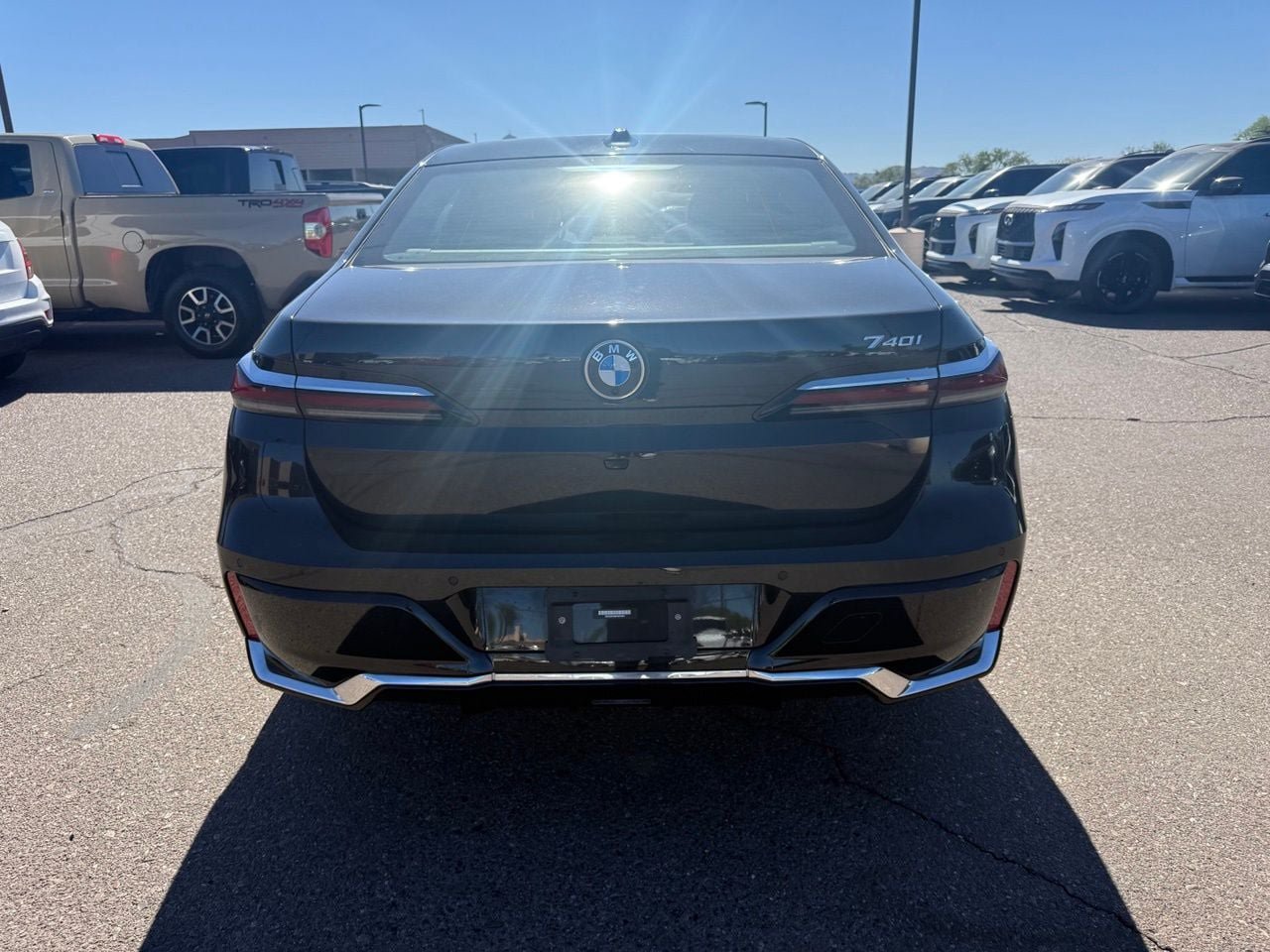 Used 2023 BMW 740i RWD image 6