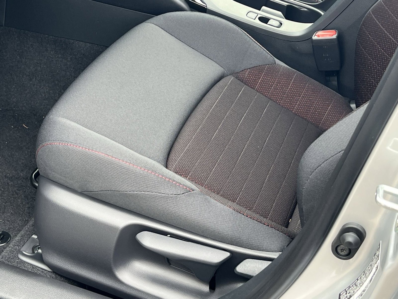 New 2026 Toyota Corolla SE image 8