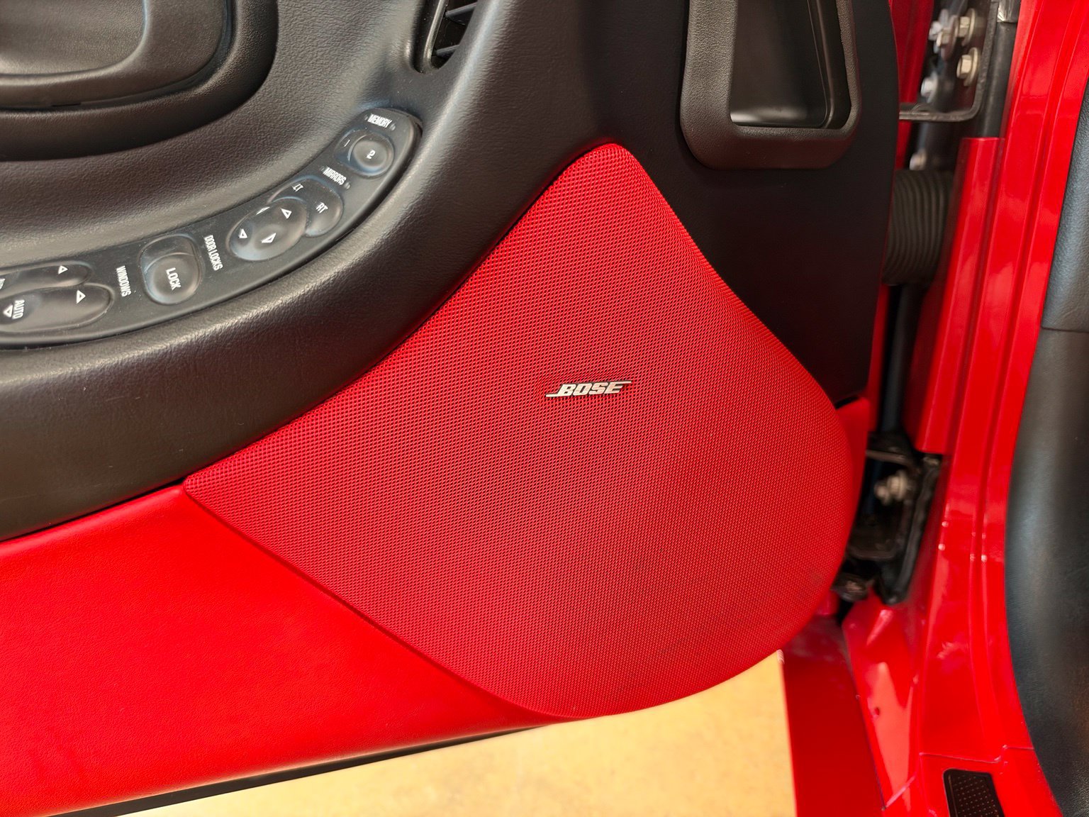 Used 2001 Chevrolet Corvette Z06 w/ Memory Pkg RWD image 24