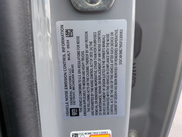 Used 2025 Chevrolet Silverado 2500 Custom AWD/4WD image 34