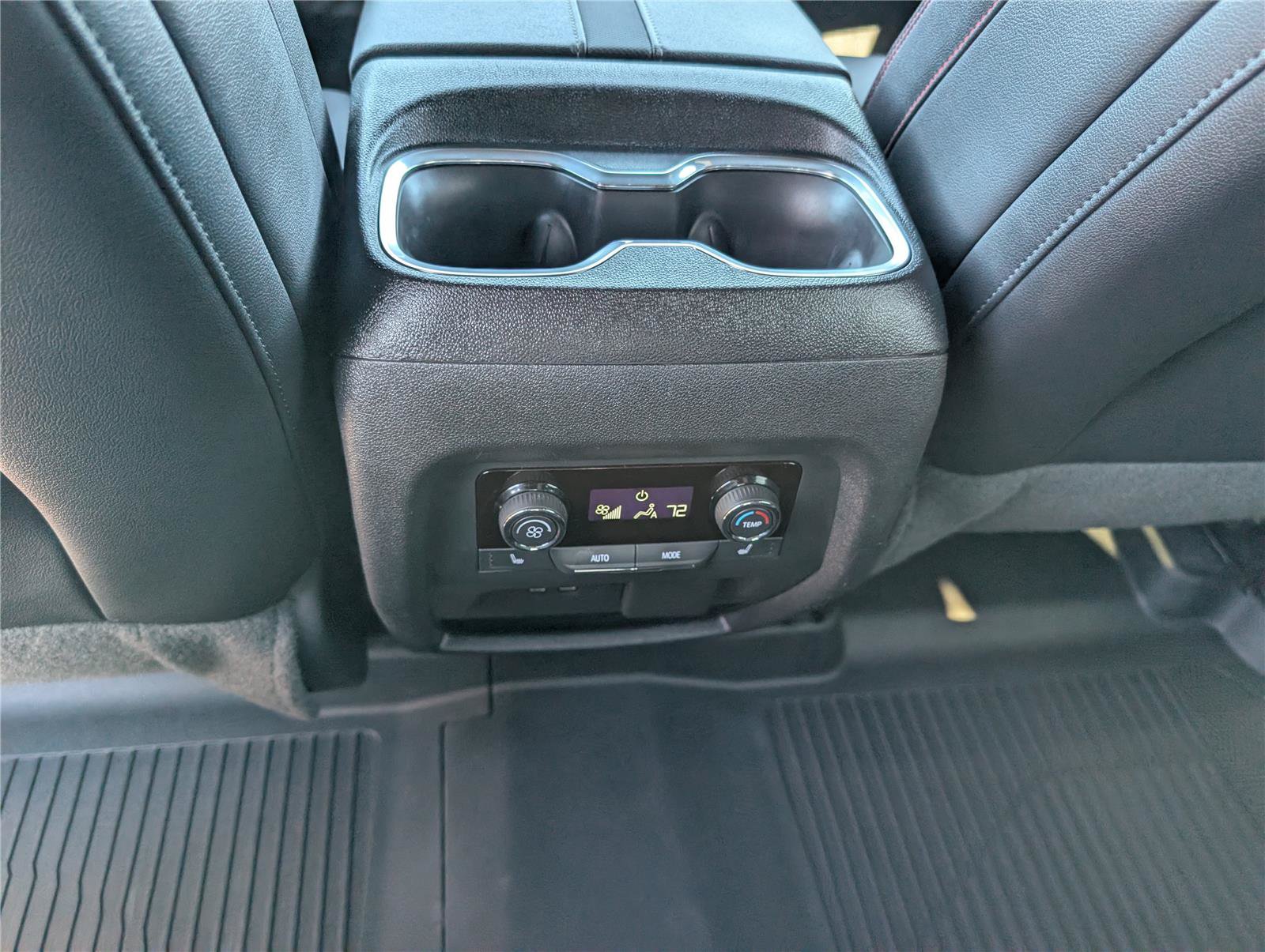 Used 2024 Chevrolet Traverse RS w/ LPO, Floor Liner Package AWD/4WD image 21