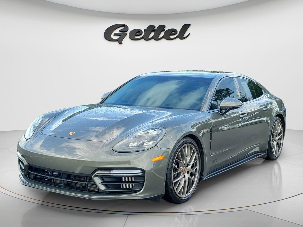 Used 2022 Porsche Panamera GTS image 11