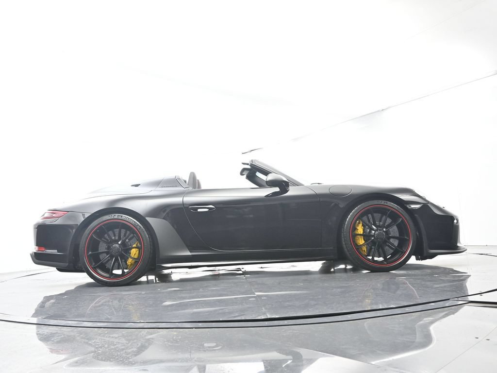 Certified 2019 Porsche 911 Speedster RWD image 64