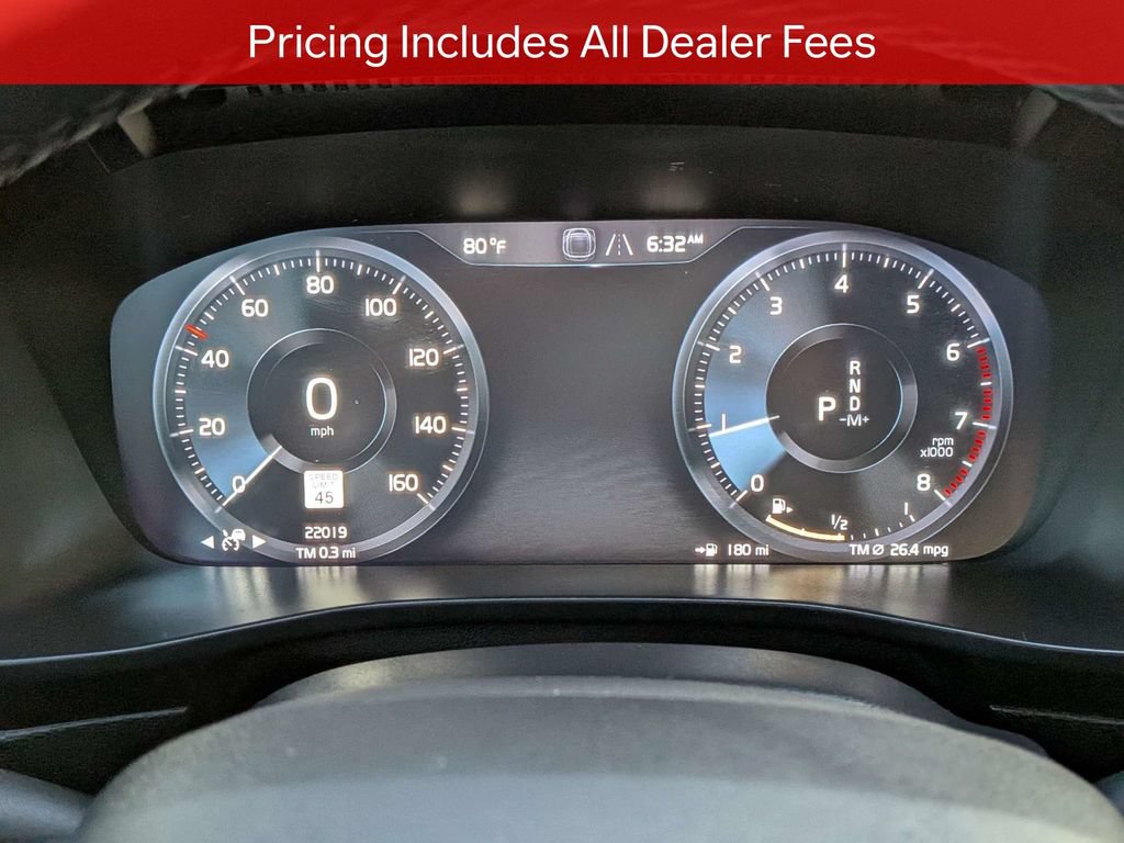 Used 2022 Volvo XC40 T5 R-Design w/ Advanced Package AWD/4WD image 29