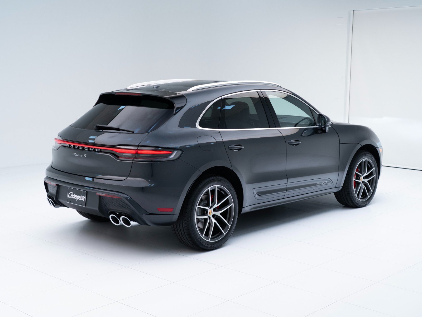 New 2026 Porsche Macan S AWD/4WD image 9