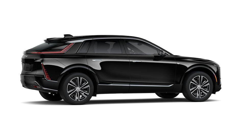 New 2027 Cadillac Lyriq Luxury w/ LPO, Floor Liner Package AWD/4WD image 18