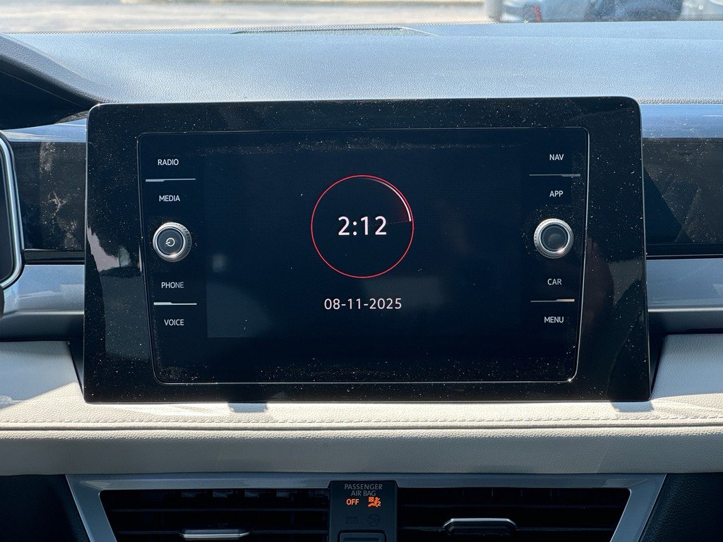 New 2025 Volkswagen Taos SEL image 12
