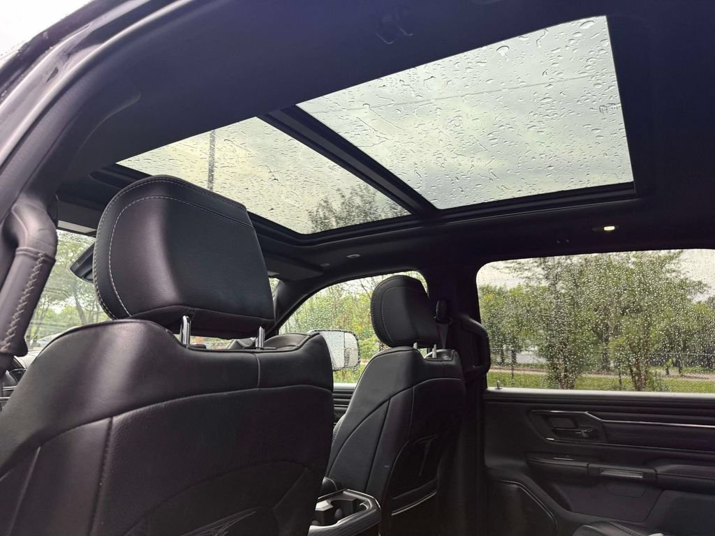 Used 2022 RAM 1500 Limited AWD/4WD image 13