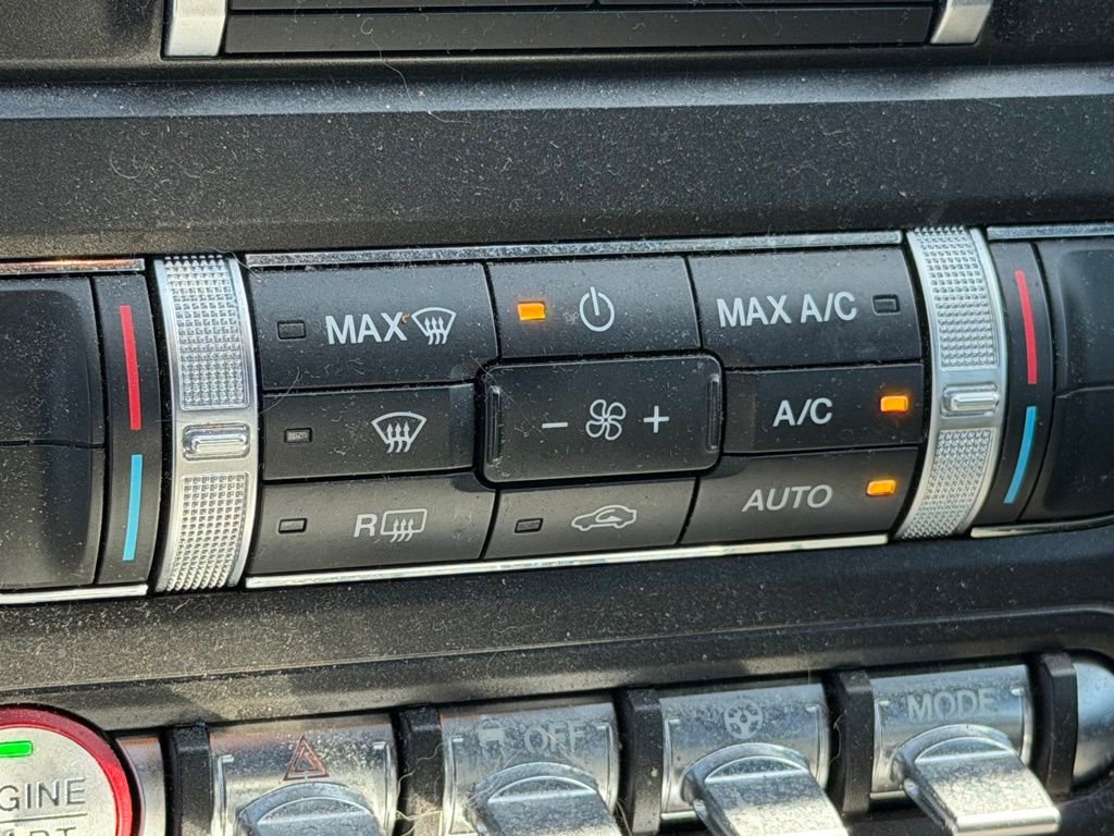 Used 2019 Ford Mustang EcoBoost w/ Equipment Group 101A image 19