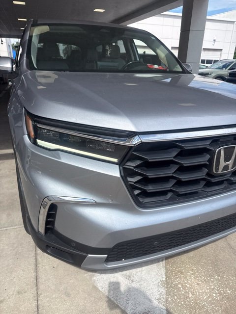 Certified 2024 Honda Pilot EX-L image 2