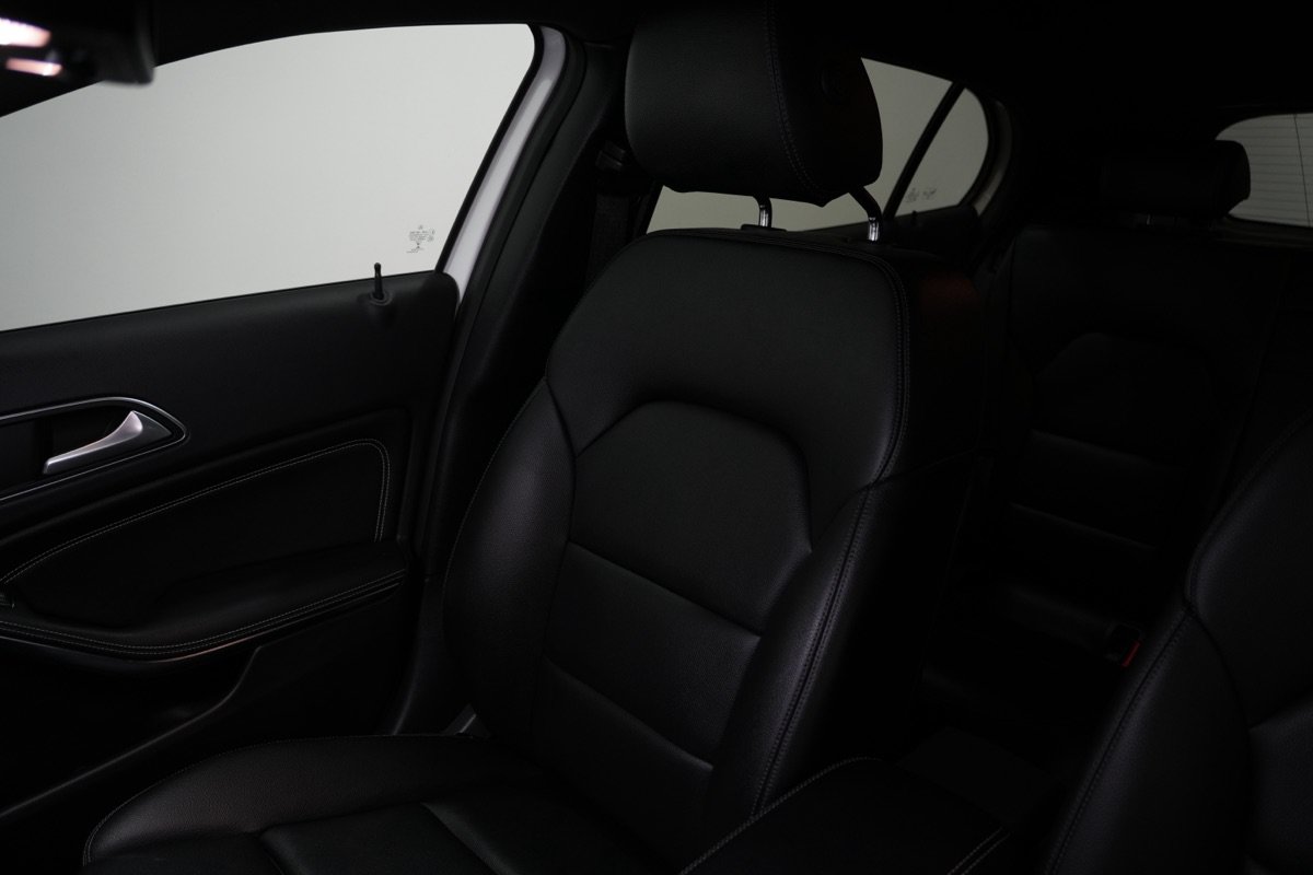 Used 2020 Mercedes-Benz GLA 250 4MATIC image 13