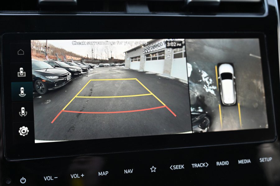 Used 2024 Hyundai Tucson Limited image 32