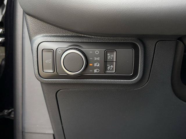 New 2026 Ford Explorer Active RWD image 50