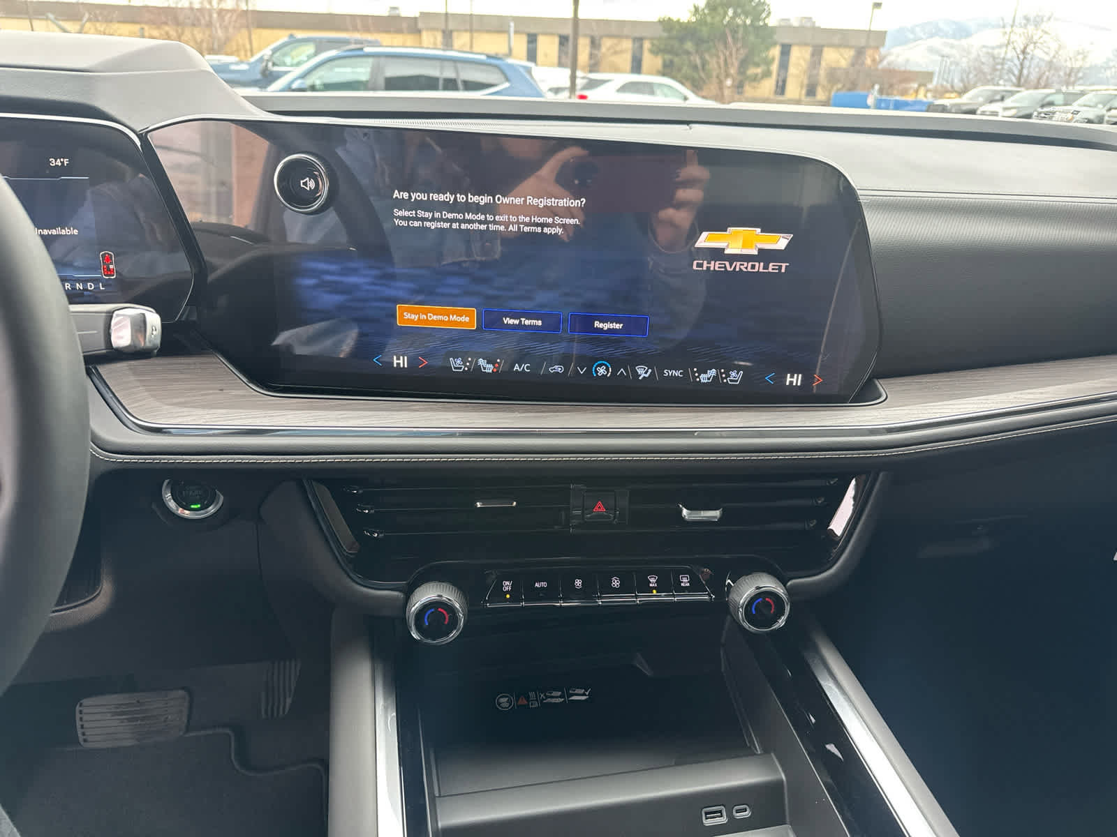 New 2026 Chevrolet Suburban Premier image 20