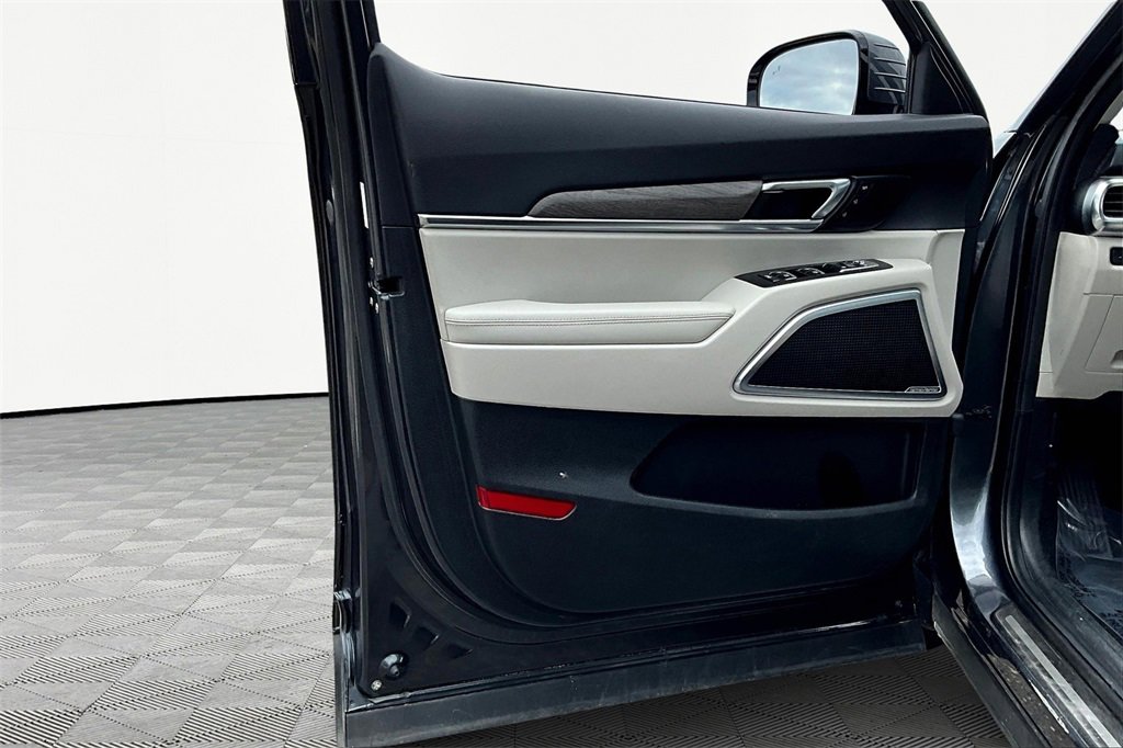 Used 2022 Kia Telluride SX w/ Nightfall Edition Package image 23