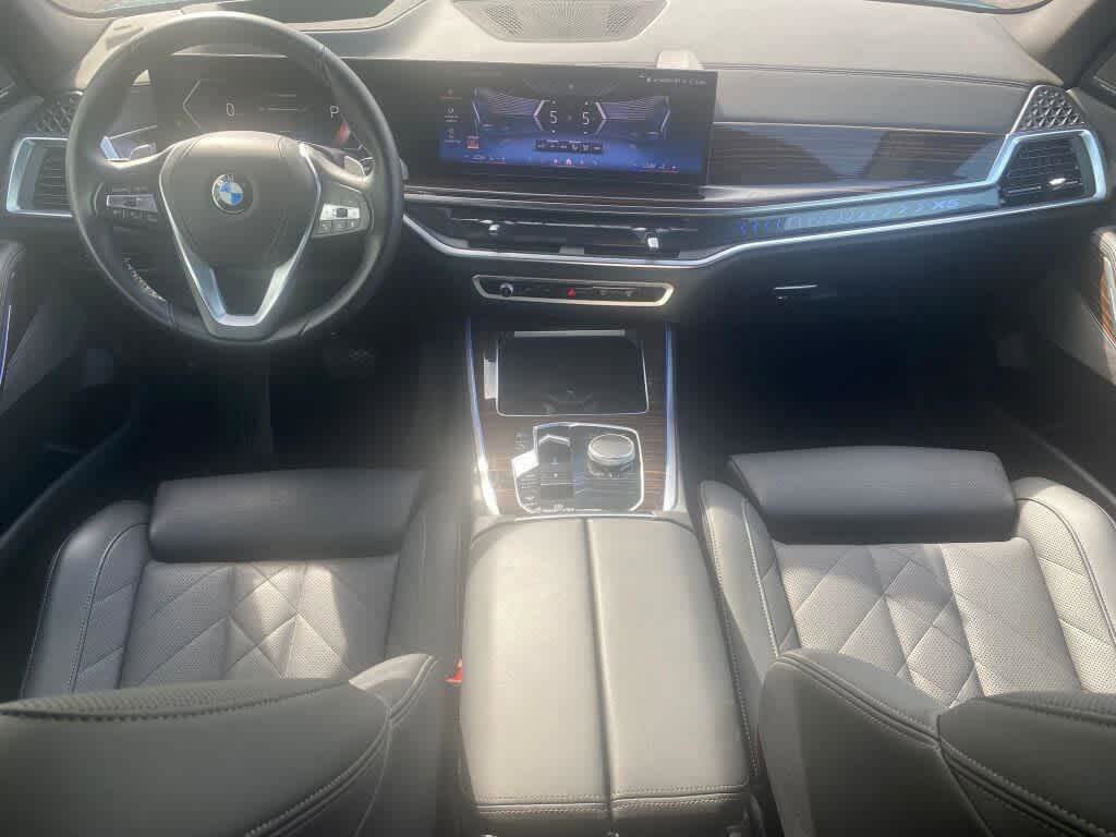 Used 2026 BMW X5 xDrive40i AWD/4WD image 2