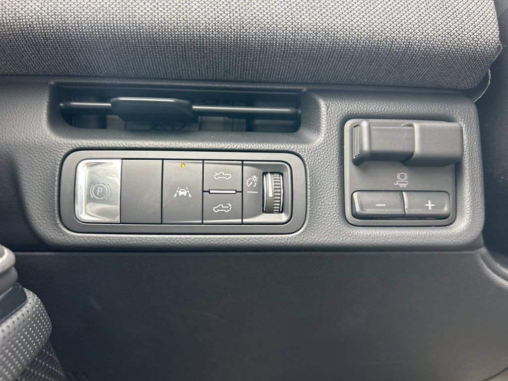 New 2026 GMC Sierra EV Elevation w/ Premium Package AWD/4WD image 19