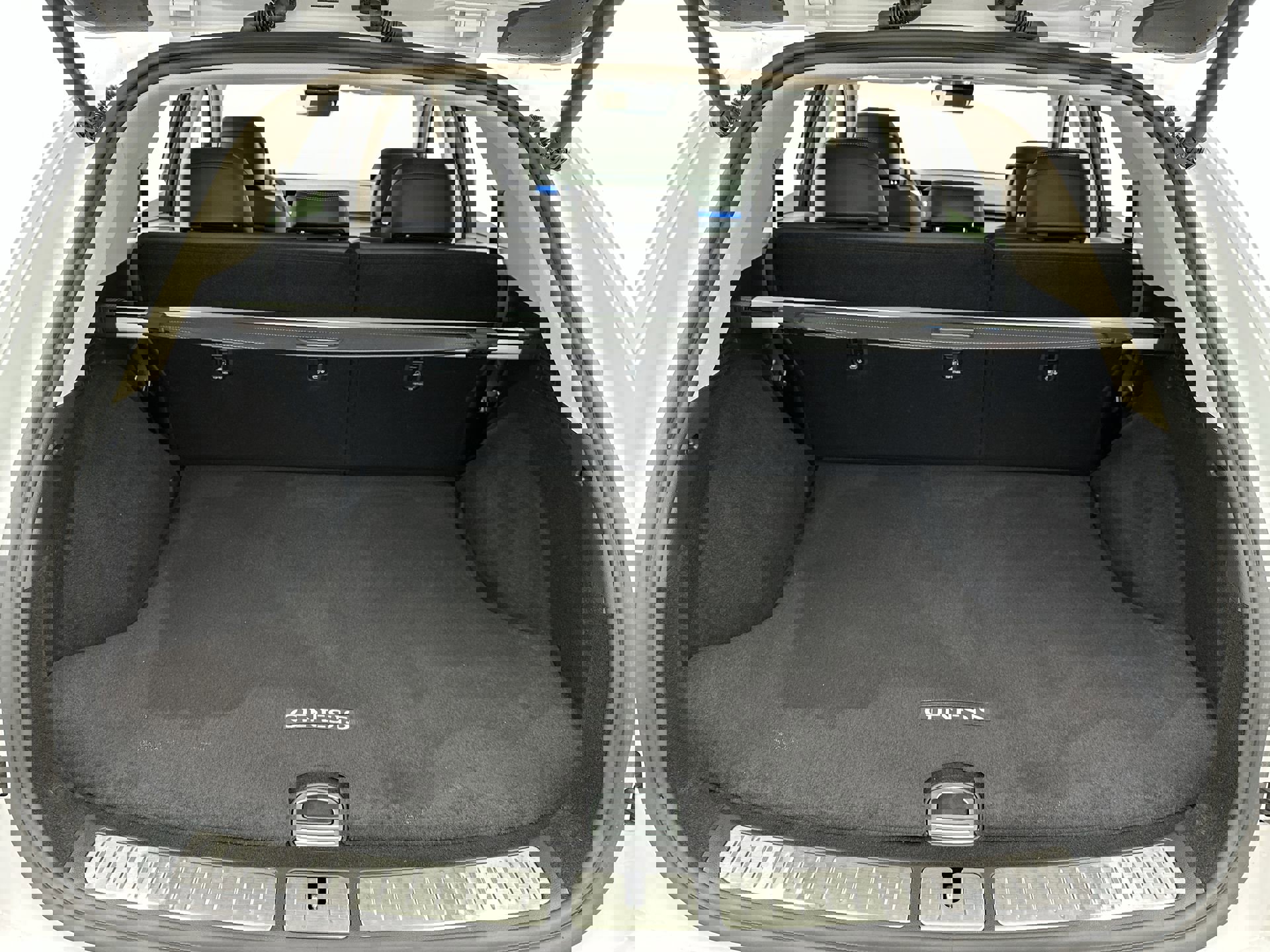 Certified 2026 Genesis GV70 2.5T Select image 24