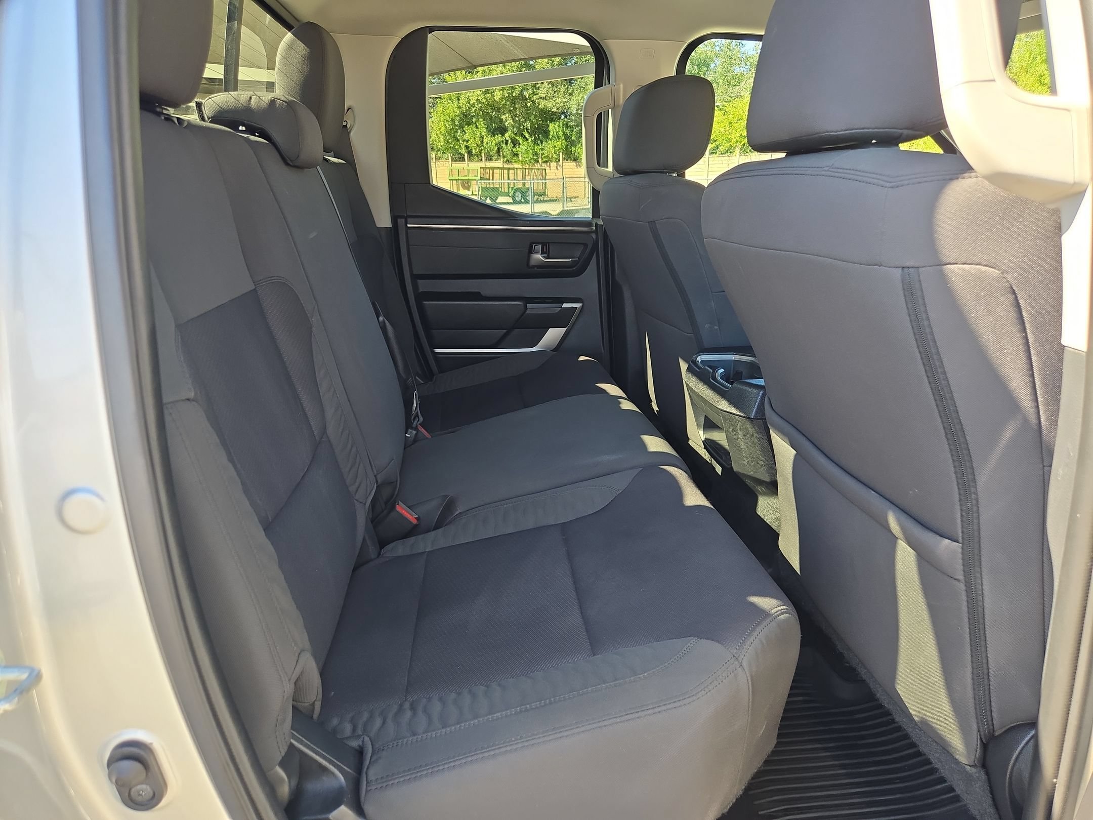 Used 2022 Toyota Tundra SR5 AWD/4WD image 25