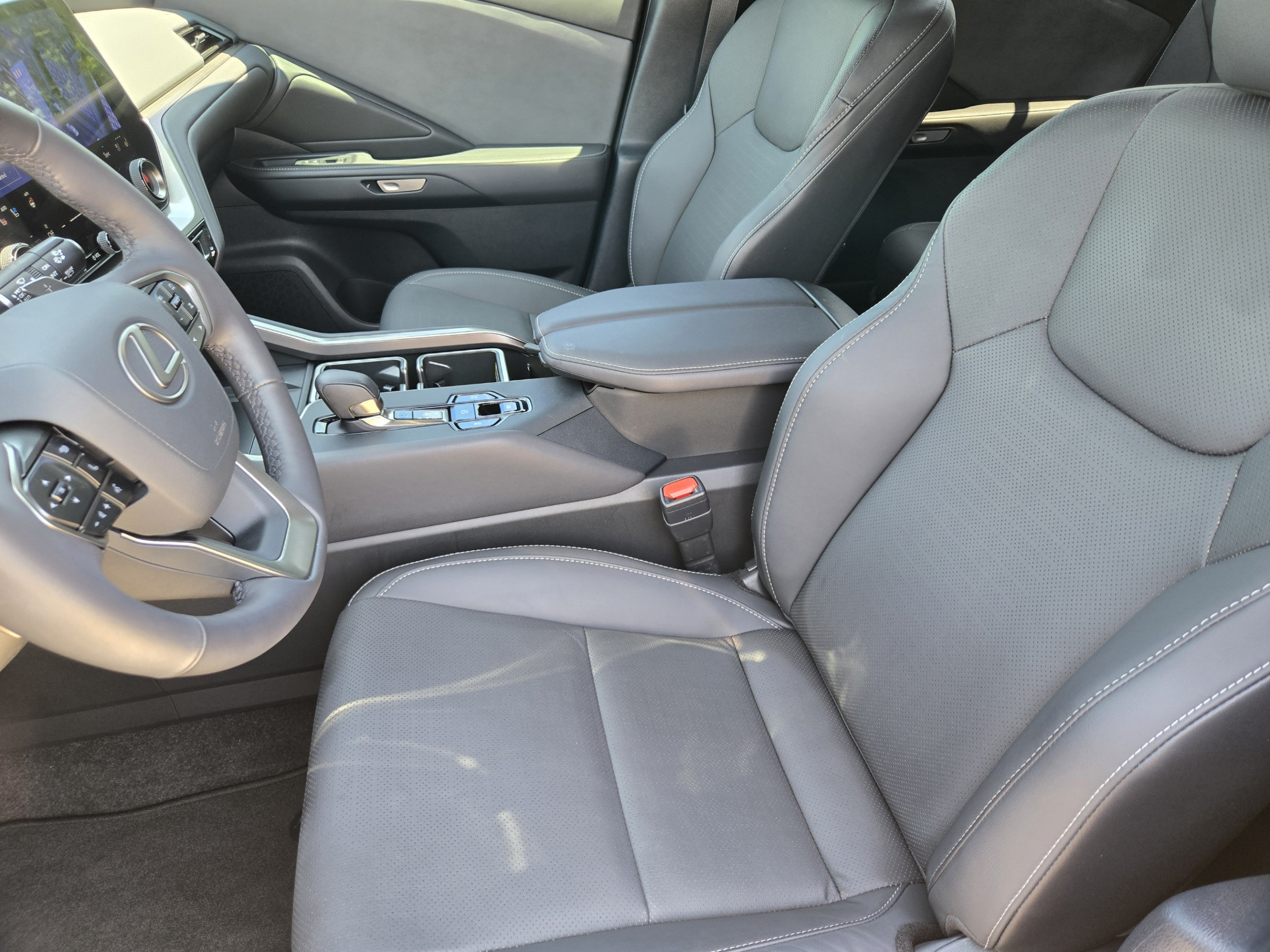 Used 2024 Lexus TX 350 FWD w/ Technology Package image 9