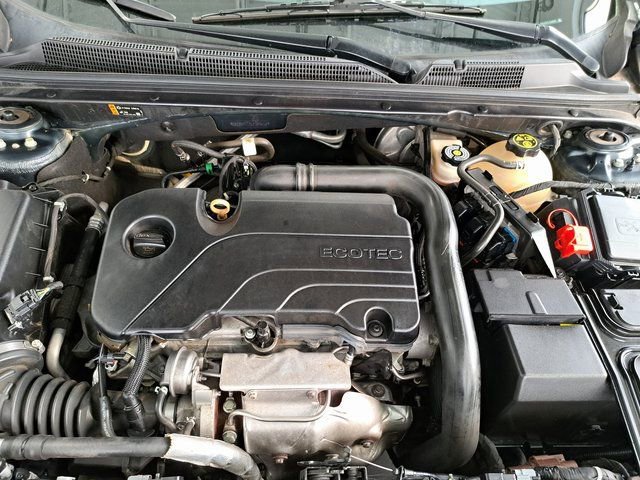 Used 2020 Chevrolet Malibu LT FWD image 26