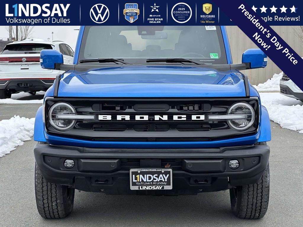 Used 2022 Ford Bronco Outer Banks image 2