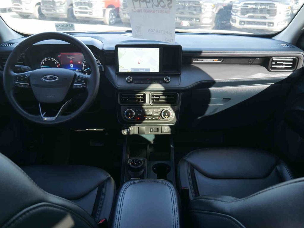 Used 2024 Ford Maverick Lariat w/ Black Appearance Package image 5