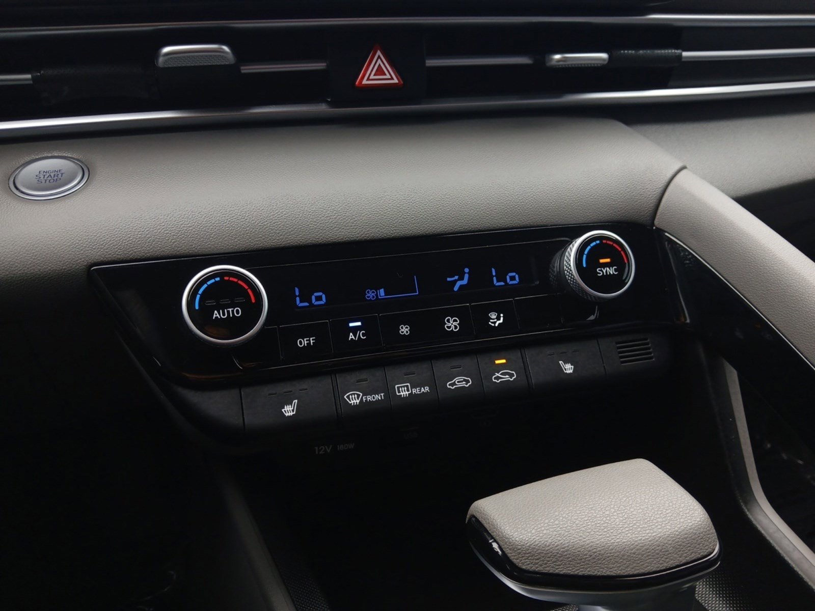 Used 2023 Hyundai Elantra Blue image 19