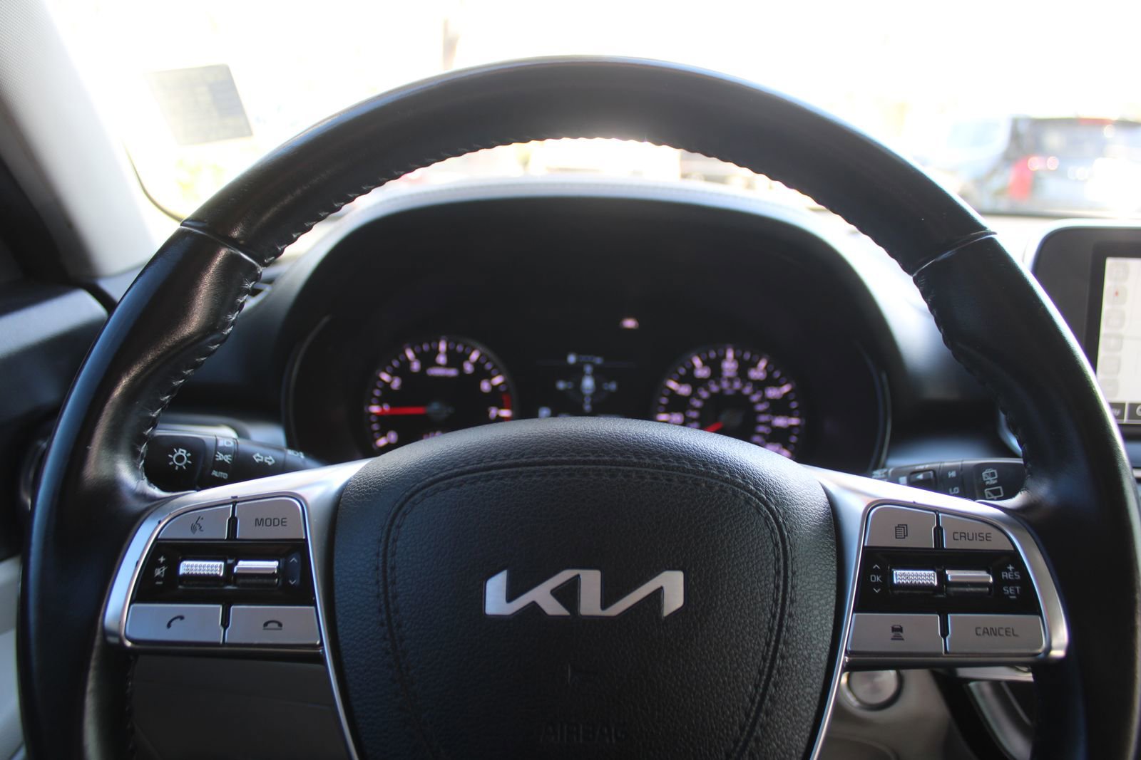 Certified 2022 Kia Telluride S image 26